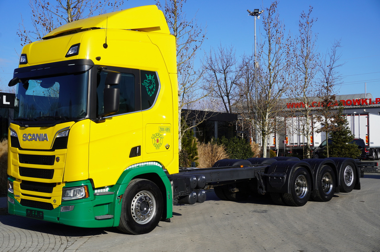 SCANIA R650 V8 8x4/4 E6 / 2020 / Frame 9.7 m - Alvaz teherautó: 1 kép. SCANIA R650 V8 8x4/4 E6 / 2020 / Frame 9.7 m - Alvaz teherautó: 1 kép.