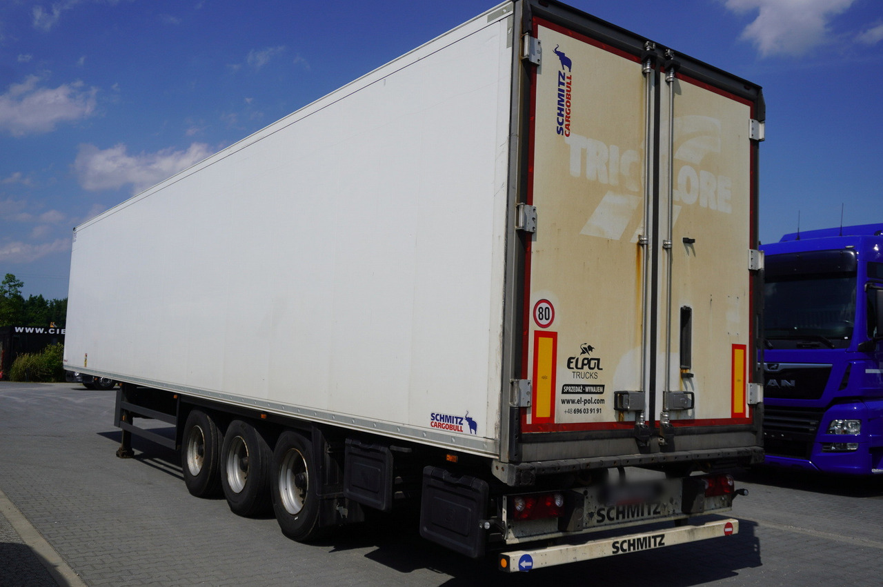 SCHMITZ Schmitz refrigerated semi-trailer / Thermoking SLX E 300 / Doppelstock / 5 units - Félpótkocsi hűtős: 3 kép. SCHMITZ Schmitz refrigerated semi-trailer / Thermoking SLX E 300 / Doppelstock / 5 units - Félpótkocsi hűtős: 3 kép.
