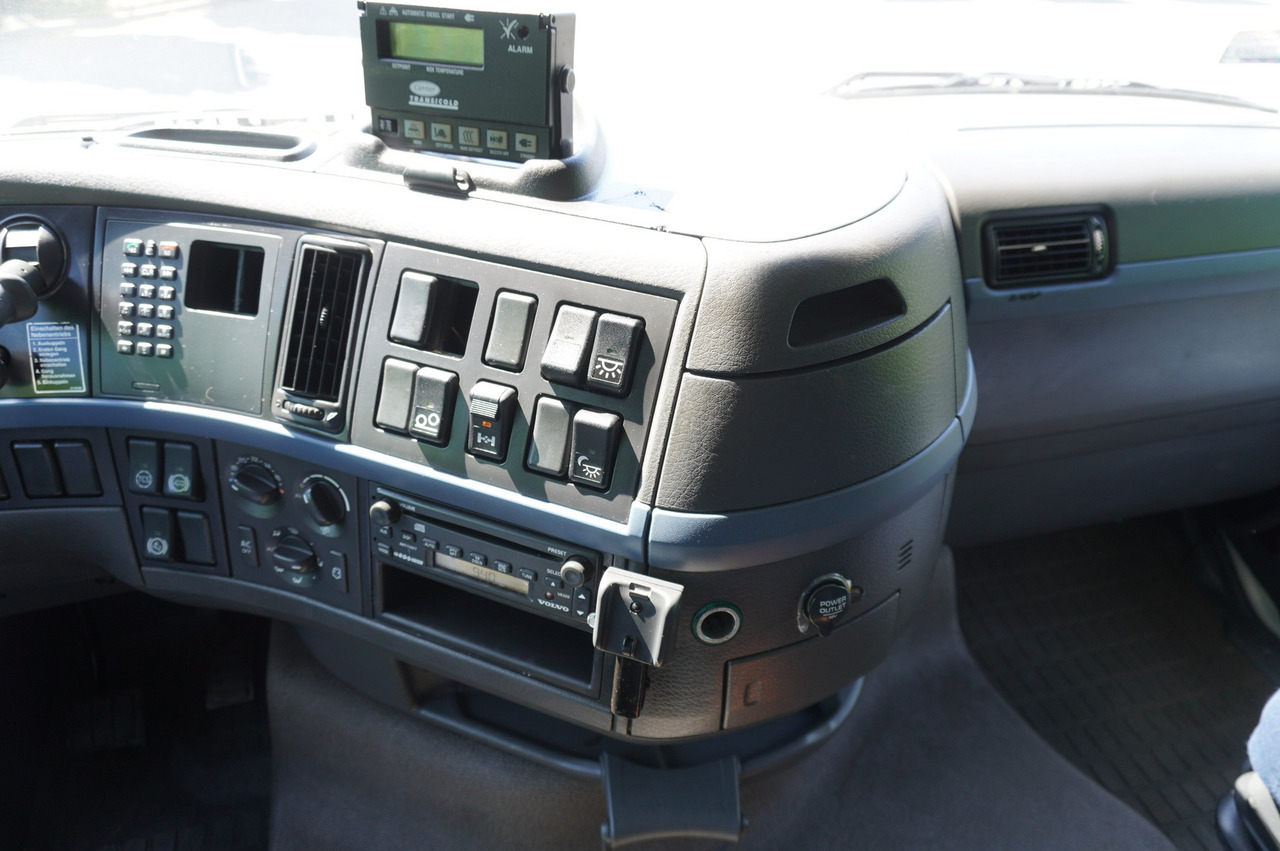 Hűtős teherautó VOLVO FH 440 E5 6×2 Schmitz Refrigerator – pass-through Set 38 pallets: 20 kép.