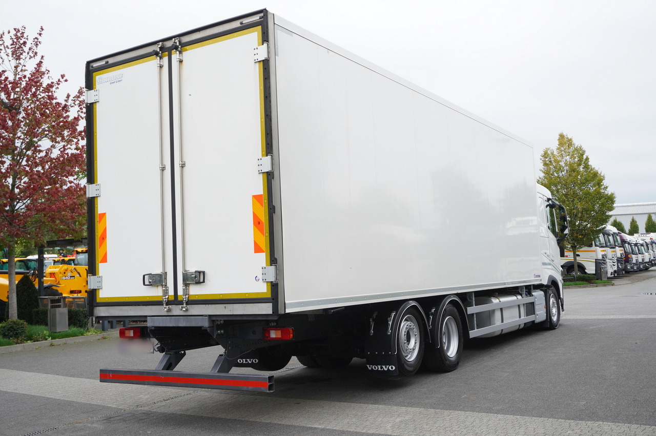 VOLVO FH 460 / Krone refrigerator 23 EPAL! / Carrier Supra 1250 MT Silent / Multitemperature / Steered axle - Hűtős teherautó: 5 kép. VOLVO FH 460 / Krone refrigerator 23 EPAL! / Carrier Supra 1250 MT Silent / Multitemperature / Steered axle - Hűtős teherautó: 5 kép.