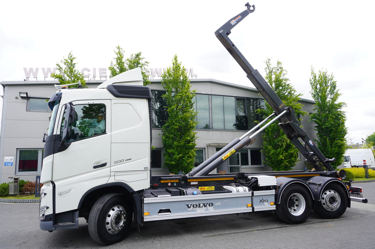 VOLVO FH 500 / VDL hooklift 21 tons / 2022 / steering 3d axle / 2 units - Horgos rakodó teherautó: 4 kép. VOLVO FH 500 / VDL hooklift 21 tons / 2022 / steering 3d axle / 2 units - Horgos rakodó teherautó: 4 kép.
