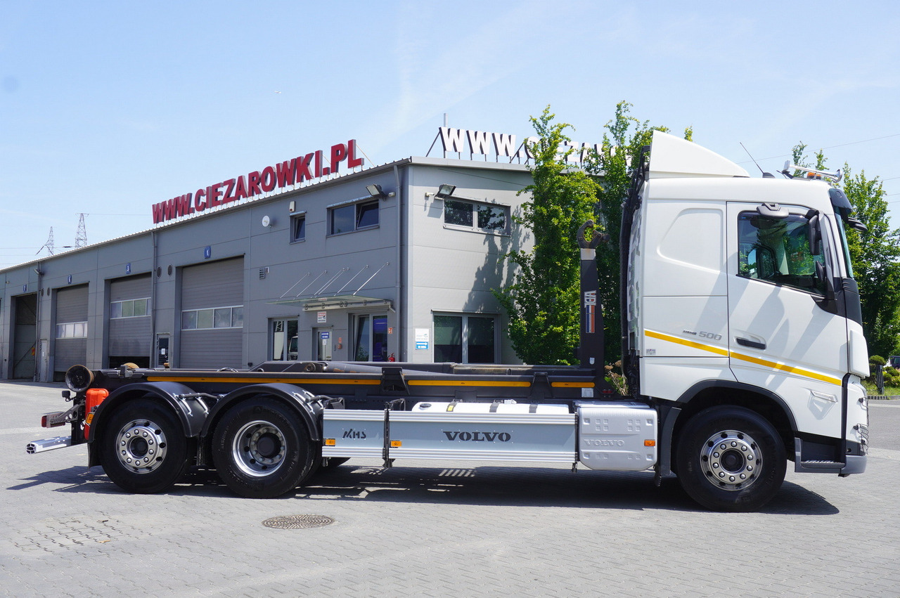 VOLVO FH 500 / VDL hooklift 21 tons / 2022 / steering 3d axle / 2 units - Horgos rakodó teherautó: 4 kép. VOLVO FH 500 / VDL hooklift 21 tons / 2022 / steering 3d axle / 2 units - Horgos rakodó teherautó: 4 kép.