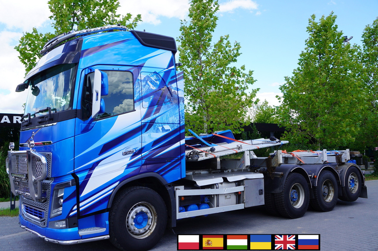 Rönkszállító teherautó a következők szállításához rönkfa VOLVO FH16 750 8x4 / ALUCAR stanchion superstructure / 7.6 m chassis / Steered axle: 1 kép.