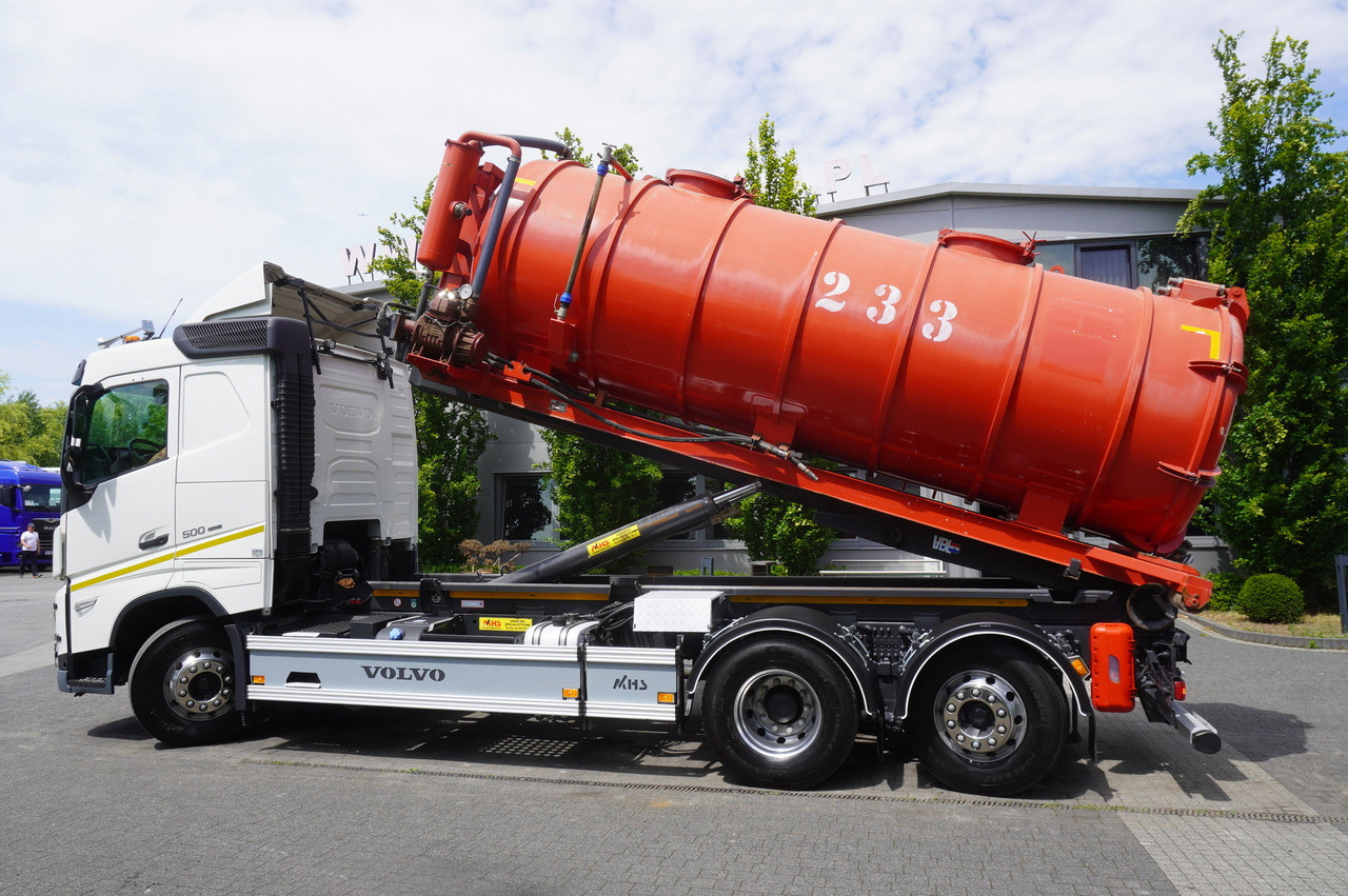 VOLVO Volvo FH 500 / Septic barrel 13000 l / Hook lift 21 t / 2022 / 3rd axle steered / 2 units - Szippantó tartálykocsi: 3 kép. VOLVO Volvo FH 500 / Septic barrel 13000 l / Hook lift 21 t / 2022 / 3rd axle steered / 2 units - Szippantó tartálykocsi: 3 kép.