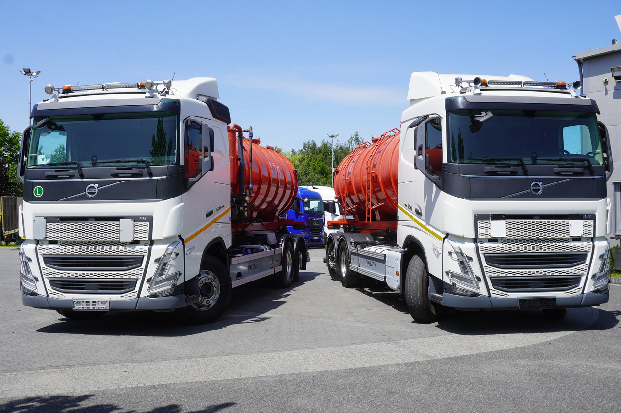 VOLVO Volvo FH 500 / Septic barrel 13000 l / Hook lift 21 t / 2022 / 3rd axle steered / 2 units - Szippantó tartálykocsi: 3 kép. VOLVO Volvo FH 500 / Septic barrel 13000 l / Hook lift 21 t / 2022 / 3rd axle steered / 2 units - Szippantó tartálykocsi: 3 kép.