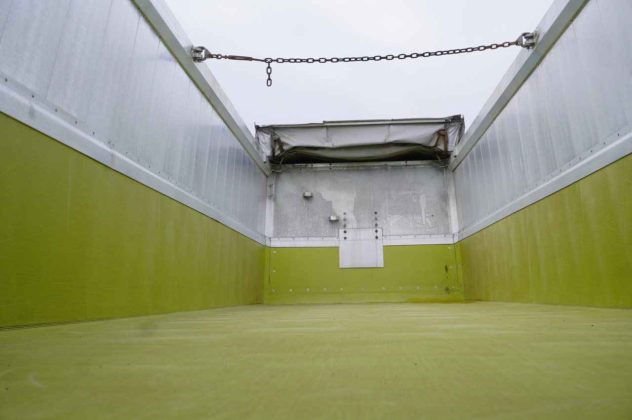 WIELTON NW-3 / weight 6.2 t / capacity 38m3 / Electrically folded roof / Teflon / 20 units, 2022 - Félpótkocsi billenőplatós: 4 kép. WIELTON NW-3 / weight 6.2 t / capacity 38m3 / Electrically folded roof / Teflon / 20 units, 2022 - Félpótkocsi billenőplatós: 4 kép.