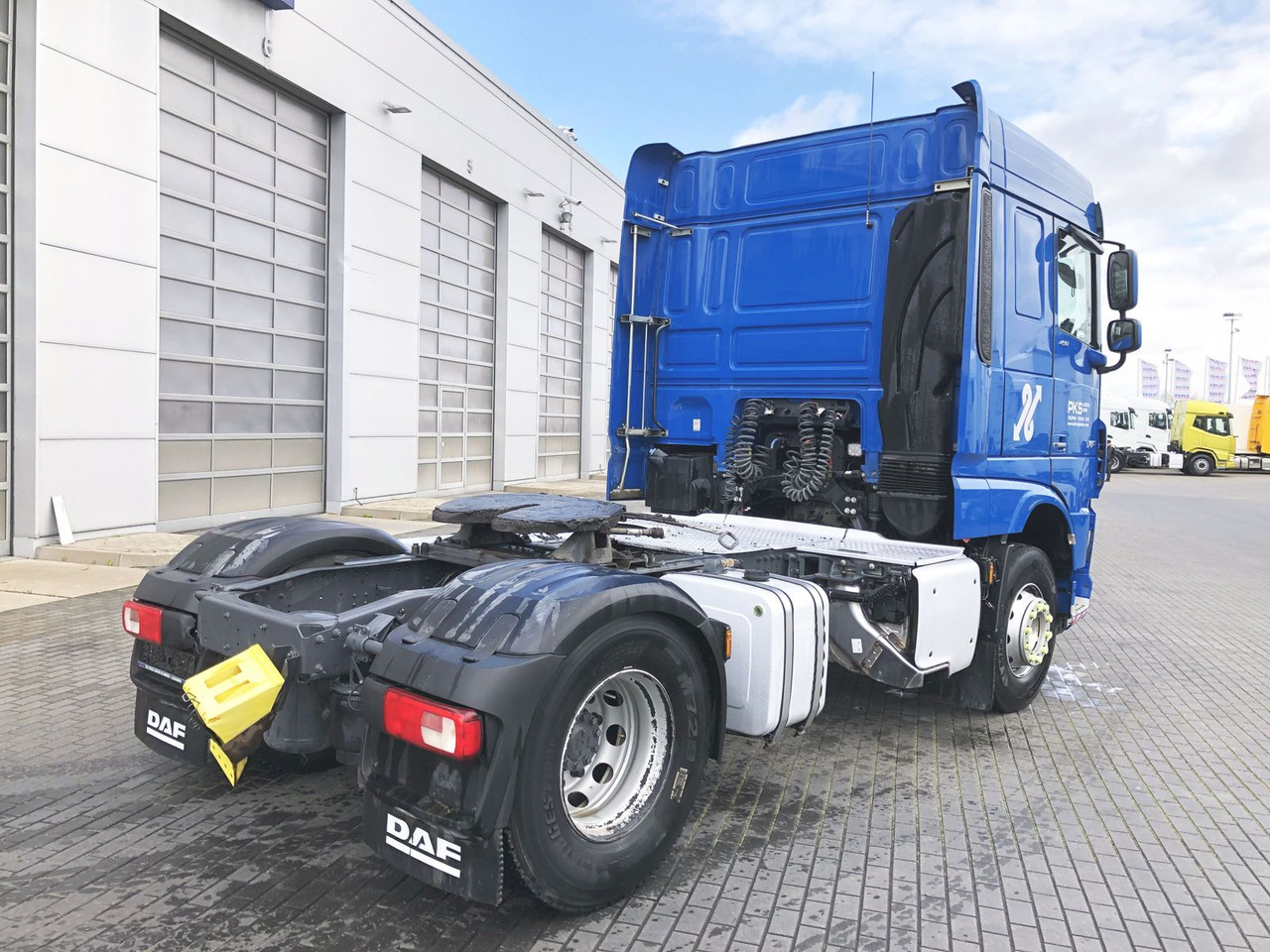 DAF XF 450 FT SC, Hydraulik, Standklima, Navigation - Nyergesvontató: 5 kép. DAF XF 450 FT SC, Hydraulik, Standklima, Navigation - Nyergesvontató: 5 kép.