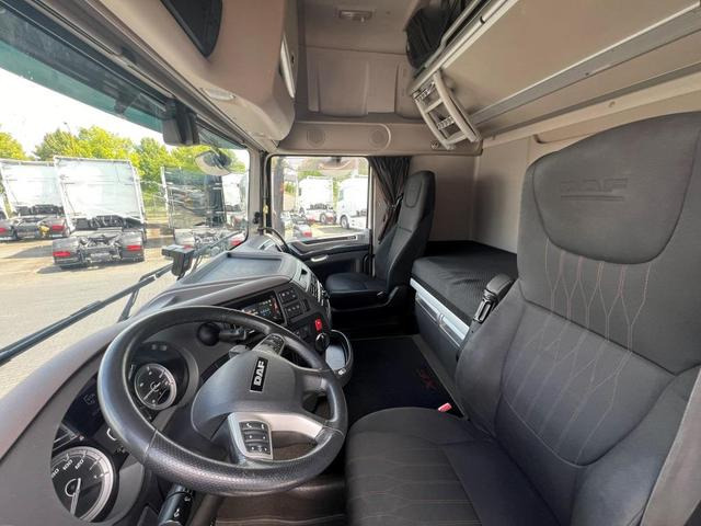 DAF XF 480 FT SSC Retarder Standklima 2x Tank 1185 L - Nyergesvontató: 5 kép. DAF XF 480 FT SSC Retarder Standklima 2x Tank 1185 L - Nyergesvontató: 5 kép.