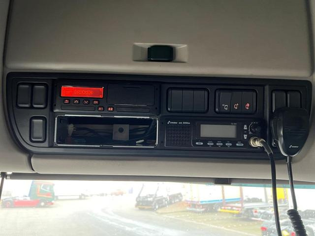 DAF XF 480 FT SSC Retarder Standklima 2xTank 1.185L - Nyergesvontató: 5 kép. DAF XF 480 FT SSC Retarder Standklima 2xTank 1.185L - Nyergesvontató: 5 kép.