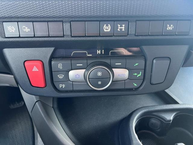 Nyergesvontató DAF XFn 480 FT Intarder 2xTank 1.105 L Vollspoiler: 18 kép. Nyergesvontató DAF XFn 480 FT Intarder 2xTank 1.105 L Vollspoiler: 18 kép.