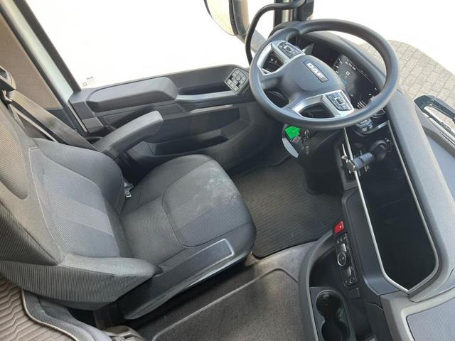 Nyergesvontató DAF XFn 480 FT Intarder 2xTank 1.105 L Vollspoiler: 17 kép. Nyergesvontató DAF XFn 480 FT Intarder 2xTank 1.105 L Vollspoiler: 17 kép.