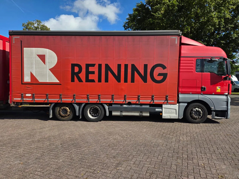 MAN TGX 24.400 6x2 | Efficient Line | XLX | Volumecombi | 120M3 | Euro 6 | Jumbo - Dobozos felépítményű teherautó: 4 kép. MAN TGX 24.400 6x2 | Efficient Line | XLX | Volumecombi | 120M3 | Euro 6 | Jumbo - Dobozos felépítményű teherautó: 4 kép.