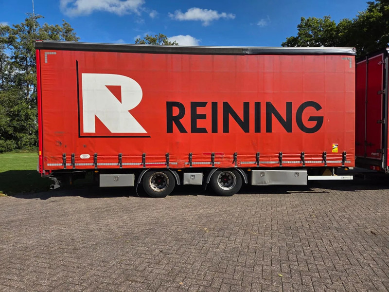 Mercedes-Benz Actros 2545 6X2 Retarder Volumecombi - Ponyvás teherautó: 5 kép. Mercedes-Benz Actros 2545 6X2 Retarder Volumecombi - Ponyvás teherautó: 5 kép.