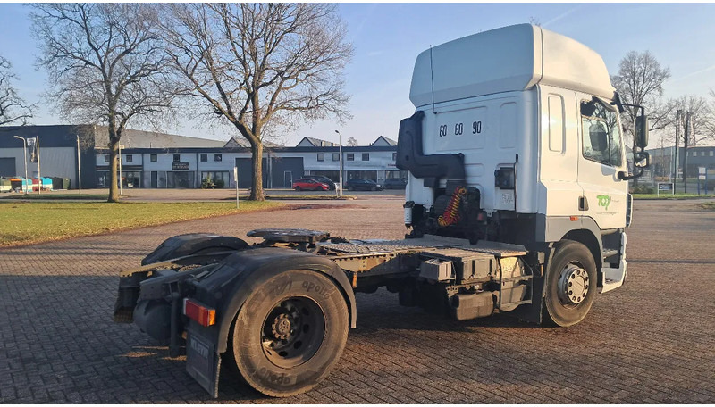 DAF CF 85 460 SSC Euro 5 Retarder - Nyergesvontató: 5 kép. DAF CF 85 460 SSC Euro 5 Retarder - Nyergesvontató: 5 kép.