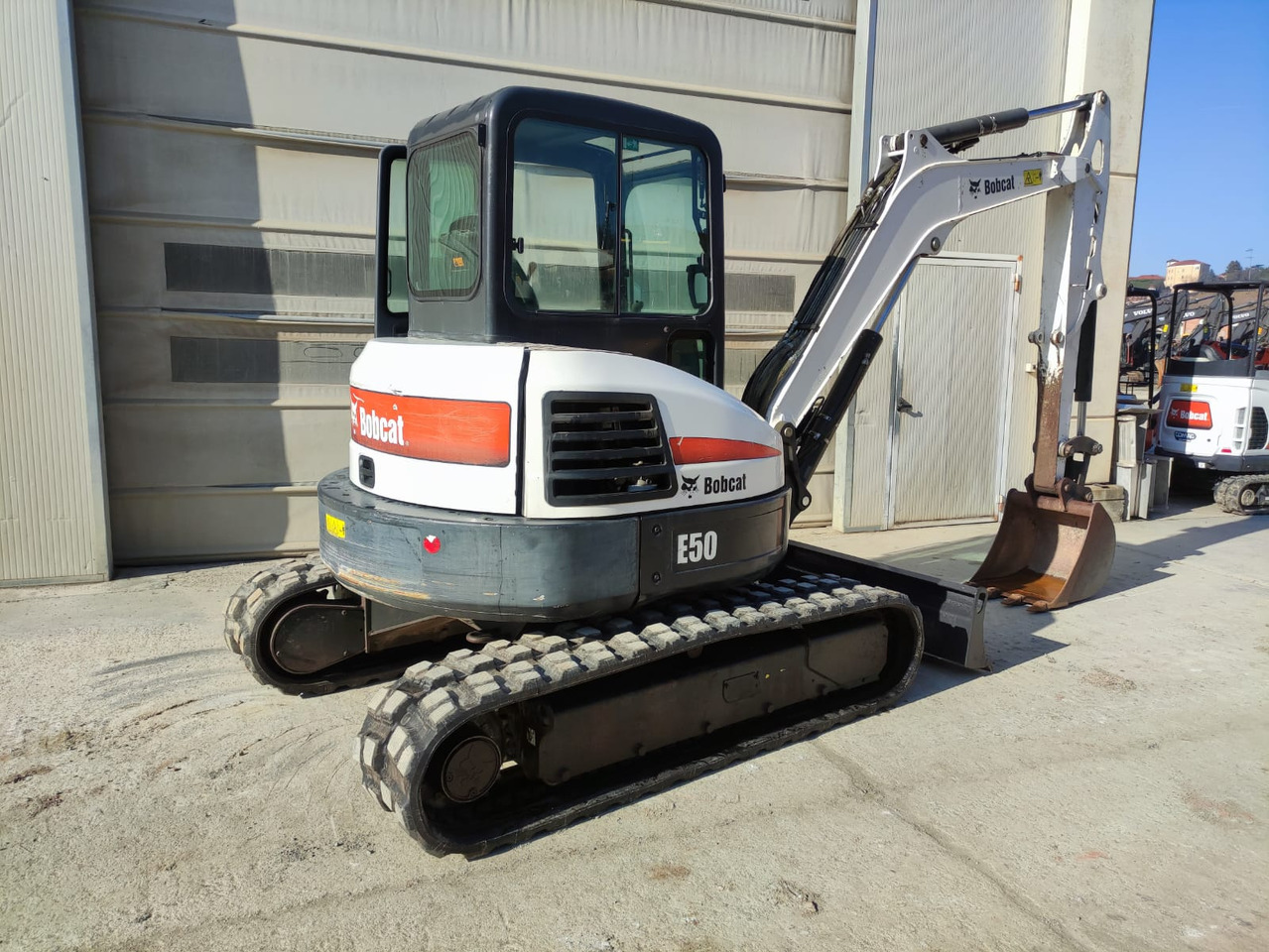 BOBCAT E50EM - Minikotró: 4 kép. BOBCAT E50EM - Minikotró: 4 kép.