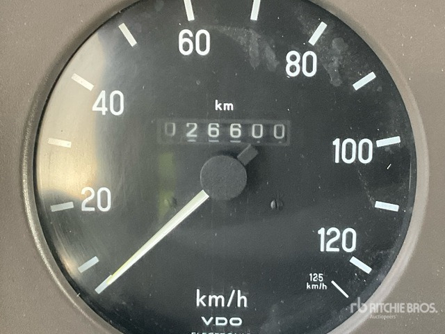 1995 Mercedes-Benz DLK 18/12 4x2 Fire Truck - Tűzoltóautó: 4 kép. 1995 Mercedes-Benz DLK 18/12 4x2 Fire Truck - Tűzoltóautó: 4 kép.