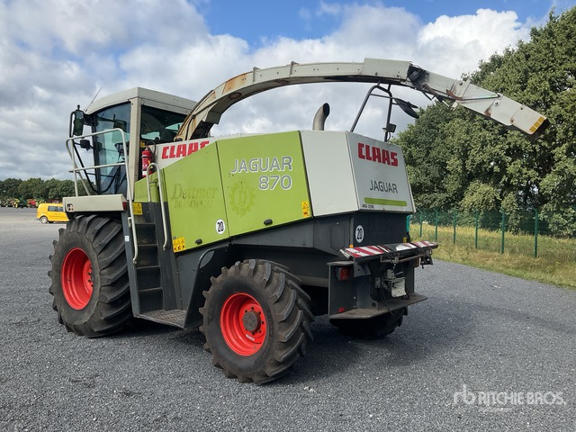 2003 Claas Jaguar 870 4WD Forage Harvester - Önjáró szecskázógép: 4 kép. 2003 Claas Jaguar 870 4WD Forage Harvester - Önjáró szecskázógép: 4 kép.