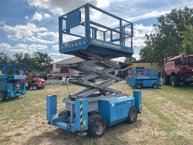2007 Genie GS2668RT 4x4 Diesel Scissor Lift - Ollós emelő: 3 kép. 2007 Genie GS2668RT 4x4 Diesel Scissor Lift - Ollós emelő: 3 kép.