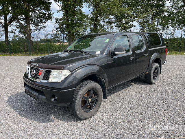 2008 Nissan Navara 4x4 Dual Cab Pickup - Szárzúzó/ Mulcsozó: 2 kép. 2008 Nissan Navara 4x4 Dual Cab Pickup - Szárzúzó/ Mulcsozó: 2 kép.