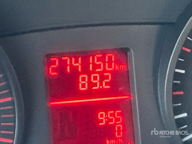 2008 Volkswagen Transporter 4x2 Flatbed Truck - Platós teherautó: 5 kép. 2008 Volkswagen Transporter 4x2 Flatbed Truck - Platós teherautó: 5 kép.