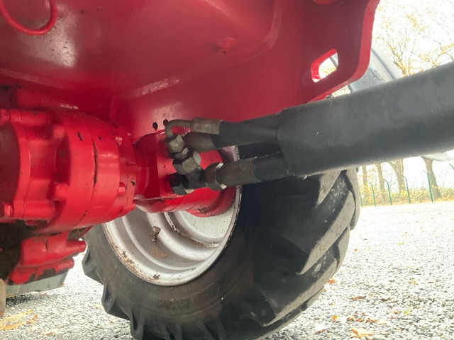 Gumikerekes homlokrakodó 2008 Weidemann 1240 CX Wheel Loader: 6 kép. Gumikerekes homlokrakodó 2008 Weidemann 1240 CX Wheel Loader: 6 kép.