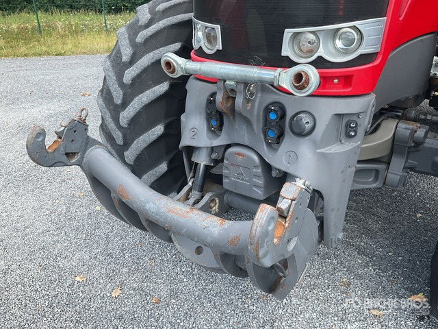 2010 Massey Ferguson 8680 Dyna-VT 4WD Tractor - Traktor: 5 kép. 2010 Massey Ferguson 8680 Dyna-VT 4WD Tractor - Traktor: 5 kép.
