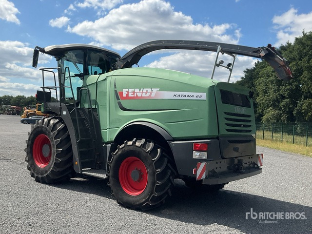 2013 Fendt Katana 65 4WD Forage Harvester - Szárzúzó/ Mulcsozó: 4 kép. 2013 Fendt Katana 65 4WD Forage Harvester - Szárzúzó/ Mulcsozó: 4 kép.