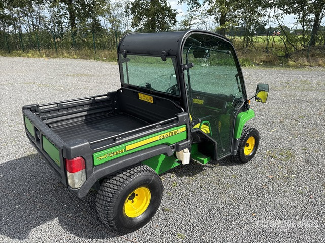 2014 John Deere Gator 4x2 Electric Utility Vehicle - ATV/ Quad: 4 kép. 2014 John Deere Gator 4x2 Electric Utility Vehicle - ATV/ Quad: 4 kép.