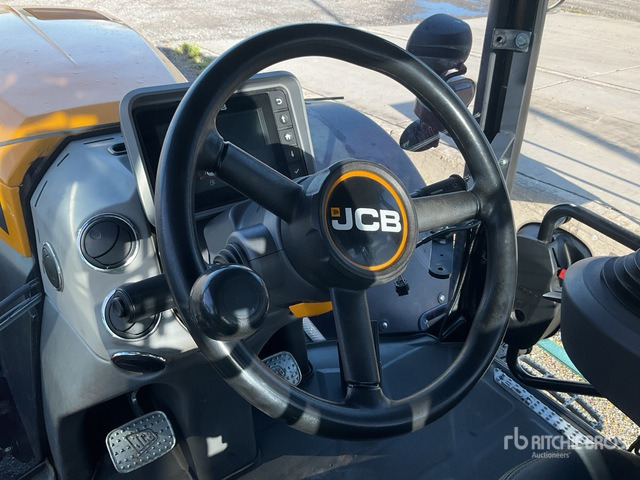 Traktor 2015 JCB Fastrac 4220 4WD Tractor: 6 kép.