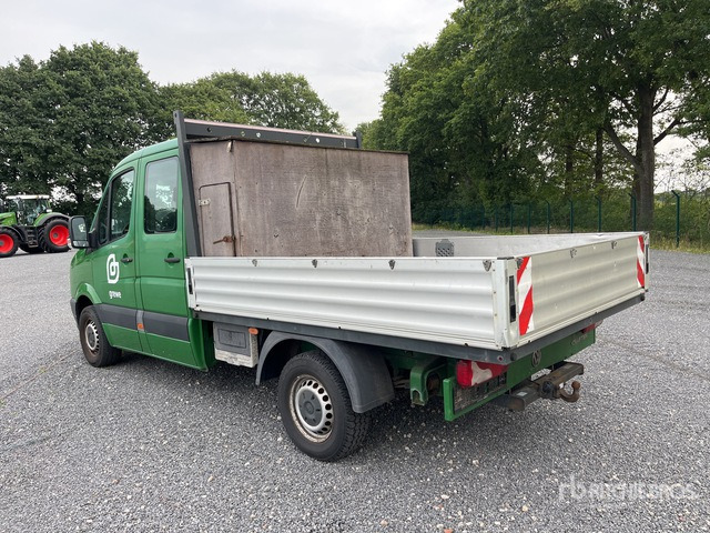 2015 Volkswagen Crafter 4x2 Crew Cab Flatbed Truck - Platós teherautó: 3 kép. 2015 Volkswagen Crafter 4x2 Crew Cab Flatbed Truck - Platós teherautó: 3 kép.