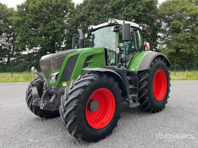 2020 Fendt 824 Vario Profi Plus 4WD Tractor - Traktor: 2 kép. 2020 Fendt 824 Vario Profi Plus 4WD Tractor - Traktor: 2 kép.
