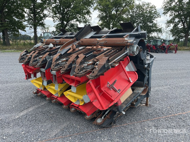2021 Ziegler Corn Champion 8 Row Corn Combine Header - Szárzúzó/ Mulcsozó: 2 kép. 2021 Ziegler Corn Champion 8 Row Corn Combine Header - Szárzúzó/ Mulcsozó: 2 kép.