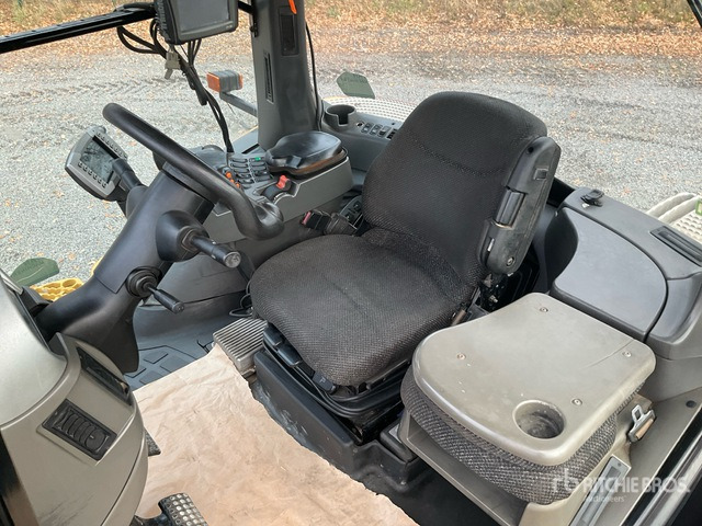 Challenger MT865C Track Tractor - Lánctalpas traktor: 5 kép. Challenger MT865C Track Tractor - Lánctalpas traktor: 5 kép.