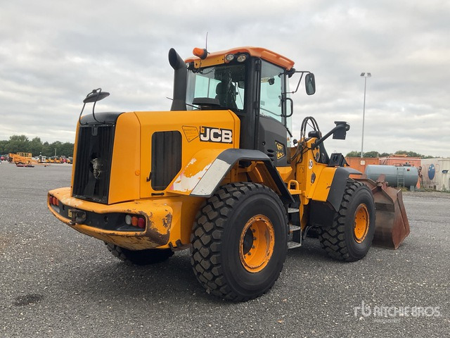 JCB 437HT Wheel Loader - Gumikerekes homlokrakodó: 4 kép. JCB 437HT Wheel Loader - Gumikerekes homlokrakodó: 4 kép.