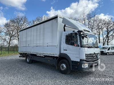 MERCEDES-BENZ ATEGO 1524L - Ponyvás teherautó: 4 kép. MERCEDES-BENZ ATEGO 1524L - Ponyvás teherautó: 4 kép.