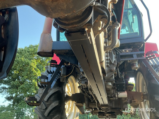 Traktor Massey Ferguson 8140 4WD Tractor: 6 kép.