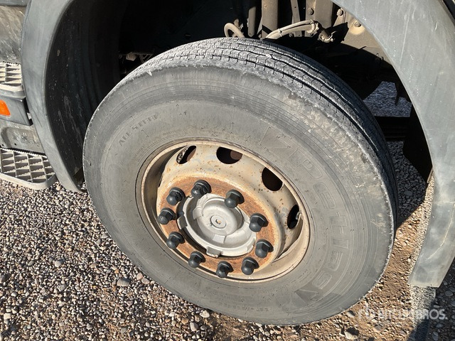 2002 Scania P 94G56X2NA300 6x2 Flatbed Truck - Platós teherautó: 5 kép. 2002 Scania P 94G56X2NA300 6x2 Flatbed Truck - Platós teherautó: 5 kép.