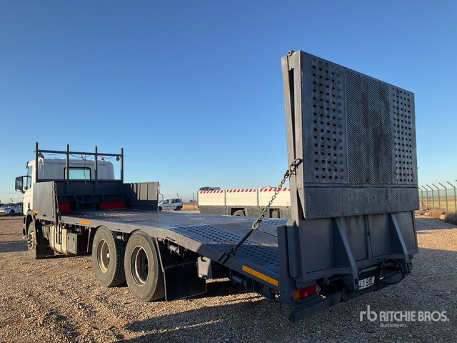 2002 Scania P 94G56X2NA300 6x2 Flatbed Truck - Platós teherautó: 3 kép. 2002 Scania P 94G56X2NA300 6x2 Flatbed Truck - Platós teherautó: 3 kép.