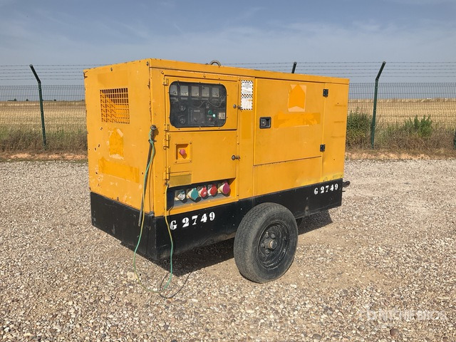 2004 Gesan DPS27 27 kVA Mobile Generator Set - Áramfejlesztő: 2 kép. 2004 Gesan DPS27 27 kVA Mobile Generator Set - Áramfejlesztő: 2 kép.