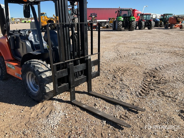 2006 Ausa C200H 2000 kg 4x2 Rough Terrain Forklift - Terepjáró képességű targoncá: 4 kép. 2006 Ausa C200H 2000 kg 4x2 Rough Terrain Forklift - Terepjáró képességű targoncá: 4 kép.