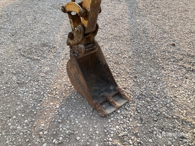 2006 Komatsu PC35MR-2 Mini Excavator: <6.6t - Minikotró: 5 kép. 2006 Komatsu PC35MR-2 Mini Excavator: <6.6t - Minikotró: 5 kép.