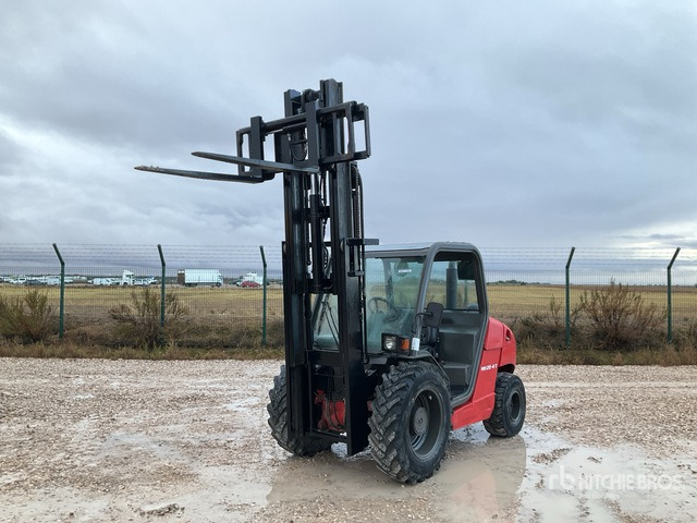 2006 Manitou MH 20-4T Forklift - Terepjáró képességű targoncá: 2 kép. 2006 Manitou MH 20-4T Forklift - Terepjáró képességű targoncá: 2 kép.
