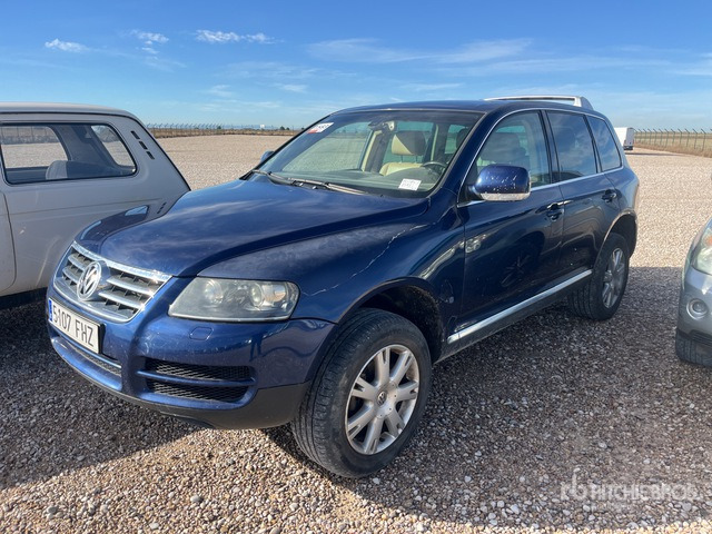 2006 Volkswagen Touareg 2.5 AWD SUV - Terepjáró/ SUV: 1 kép. 2006 Volkswagen Touareg 2.5 AWD SUV - Terepjáró/ SUV: 1 kép.
