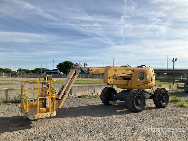 2007 Haulotte HA16PXNT 4WD Diesel Articulating Boom Lift - Személyemelő: 3 kép. 2007 Haulotte HA16PXNT 4WD Diesel Articulating Boom Lift - Személyemelő: 3 kép.