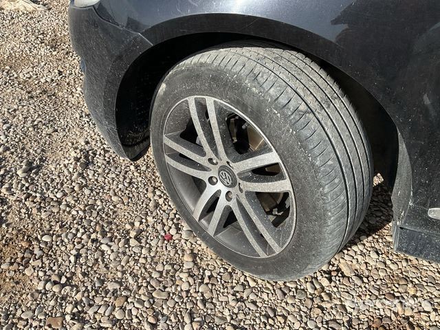 2007 Volkswagen Touareg 4WD 3.0D SUV - Terepjáró/ SUV: 5 kép. 2007 Volkswagen Touareg 4WD 3.0D SUV - Terepjáró/ SUV: 5 kép.