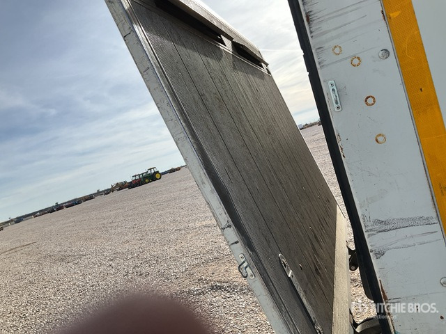 2012 Iveco Eurocargo 75E18 4x2 Van Truck - Dobozos felépítményű teherautó: 5 kép. 2012 Iveco Eurocargo 75E18 4x2 Van Truck - Dobozos felépítményű teherautó: 5 kép.