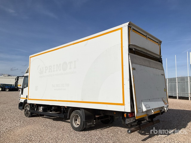 2012 Iveco Eurocargo 75E18 4x2 Van Truck - Dobozos felépítményű teherautó: 3 kép. 2012 Iveco Eurocargo 75E18 4x2 Van Truck - Dobozos felépítményű teherautó: 3 kép.