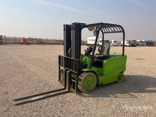 2014 Maximal FB35-MQJZ2 (Inoperable) Forklift - Villás targonca: 1 kép. 2014 Maximal FB35-MQJZ2 (Inoperable) Forklift - Villás targonca: 1 kép.