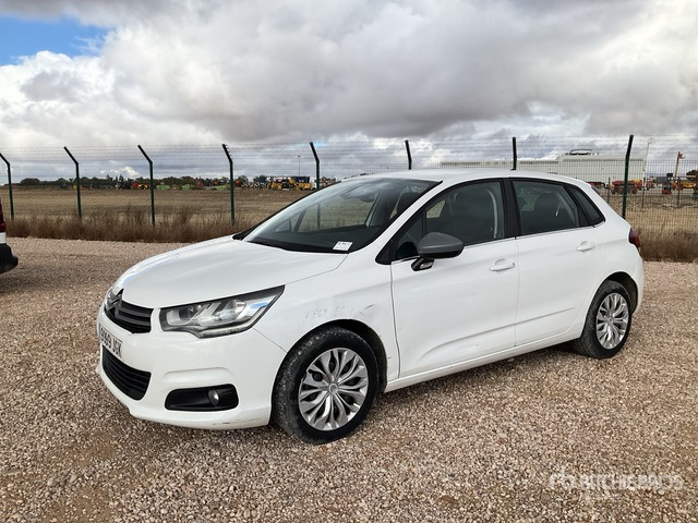 2015 Citroen C4 BlueHDI Automobile - Autó: 1 kép. 2015 Citroen C4 BlueHDI Automobile - Autó: 1 kép.