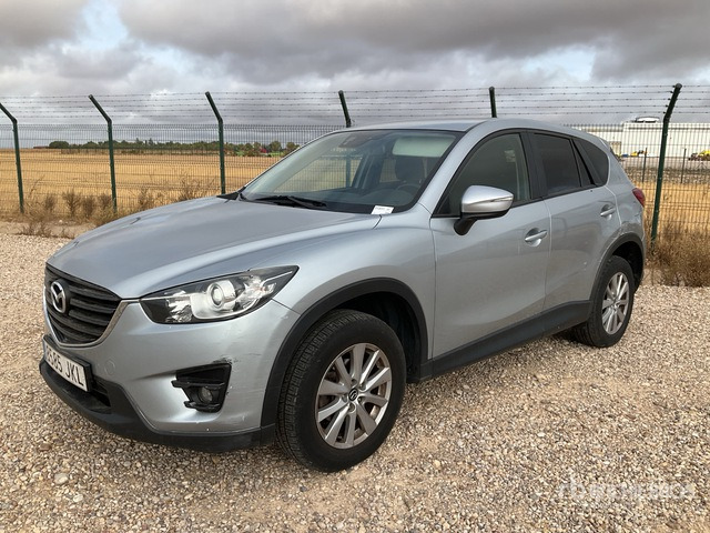 2015 Mazda CX5 Automobile - Terepjáró/ SUV: 1 kép. 2015 Mazda CX5 Automobile - Terepjáró/ SUV: 1 kép.
